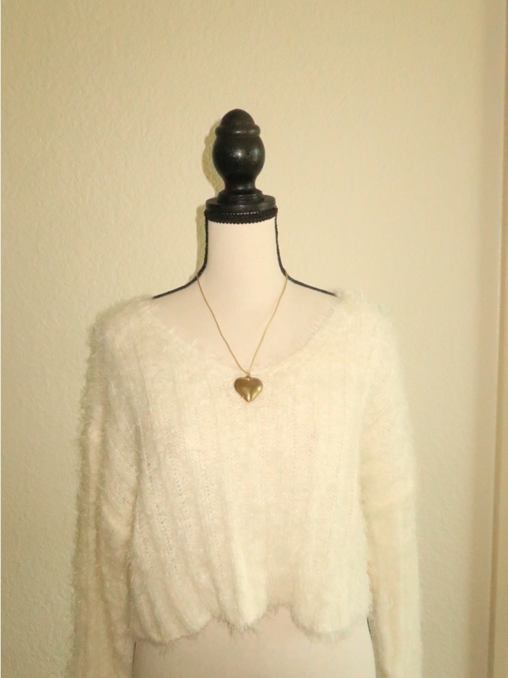 Forever 21 Cream Fuzzy V-Neck Women's Sweater